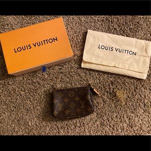 Mini Pochette Accessories